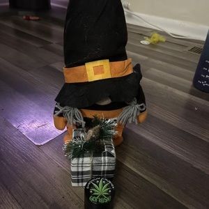 Meet your Posher, Terry